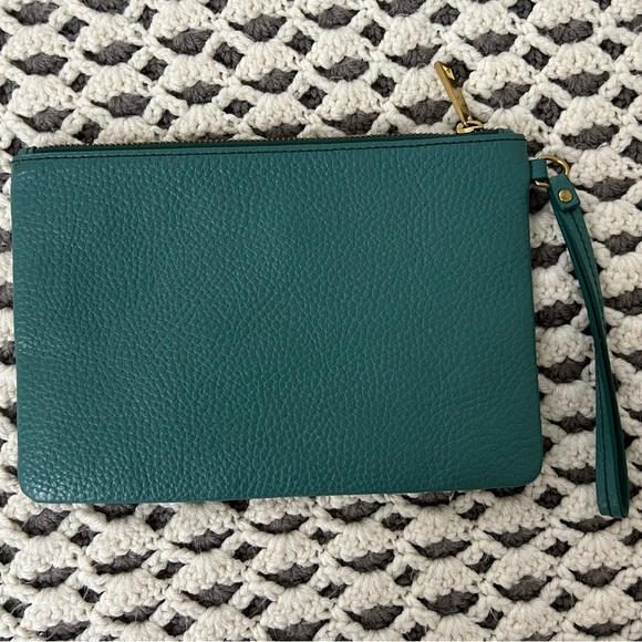 Emerald green or dark teal Fossil brand clutch with gold hardware, like new - Picture 2 of 2